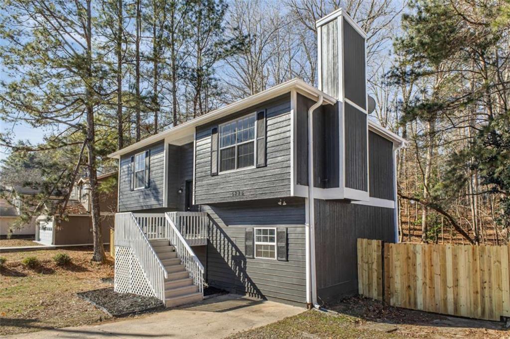 5225 Forest Downs Lane