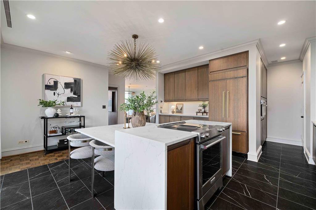 2575 Peachtree Road NE 12D