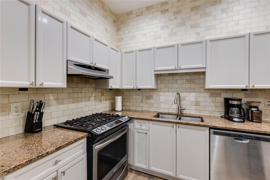 4246 River Green Drive #202, Atlanta, Georgia image 16
