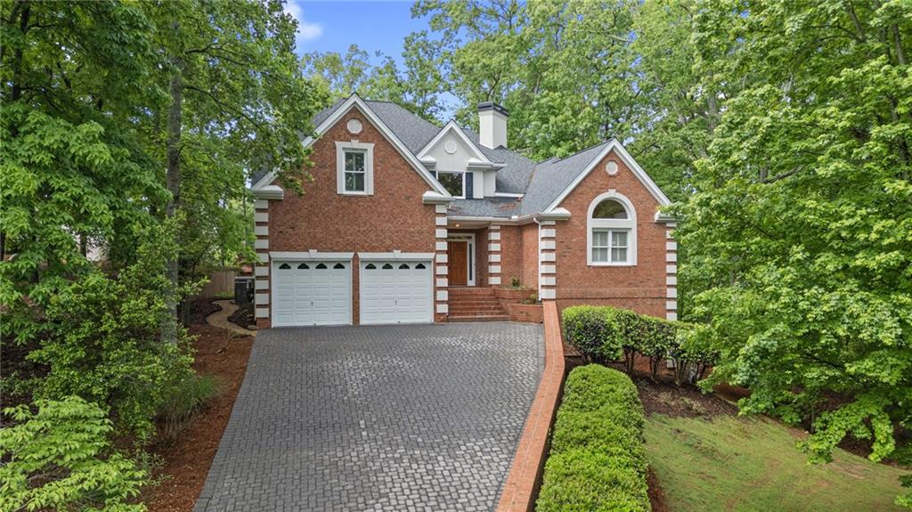7830 Kings Point Drive, Cumming, Georgia image 10