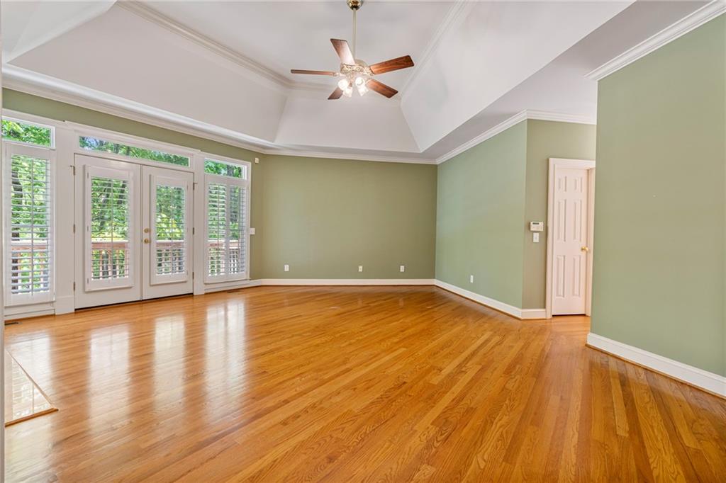7830 Kings Point Drive, Cumming, Georgia image 21
