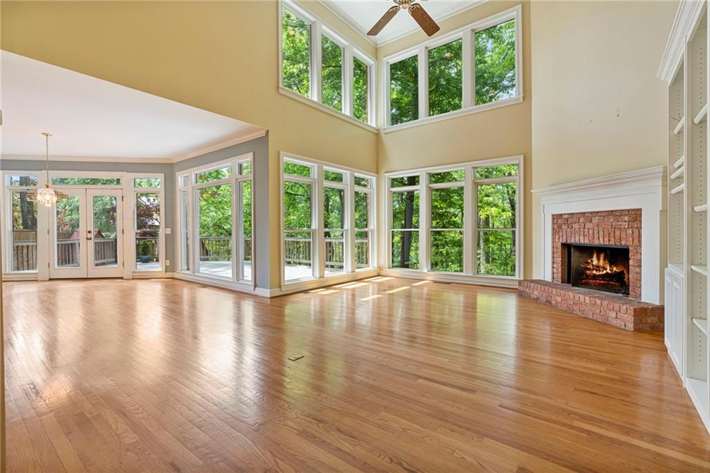 7830 Kings Point Drive, Cumming, Georgia image 13