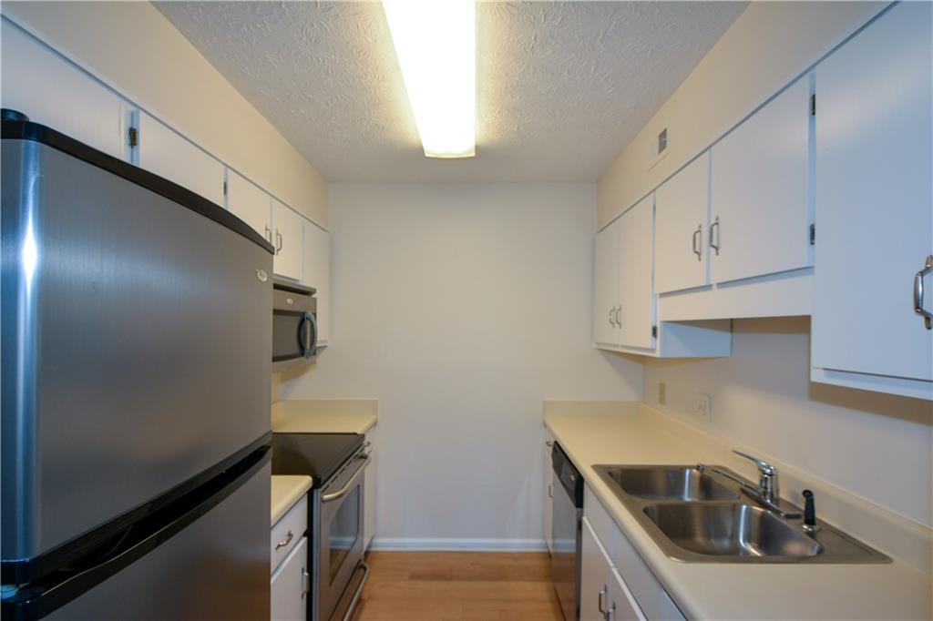 475 Mount Vernon Highway NE C-220