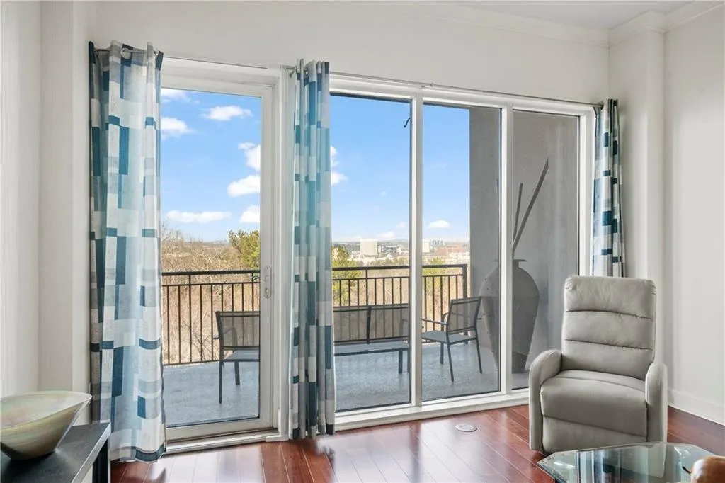 Atlanta, Georgia 30339, United States, 2 Bedrooms Bedrooms, ,2 BathroomsBathrooms,Residential,Active,126619