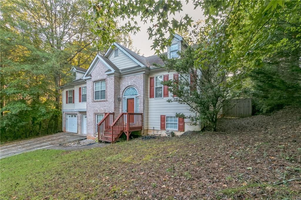 9444 Lakeview Court