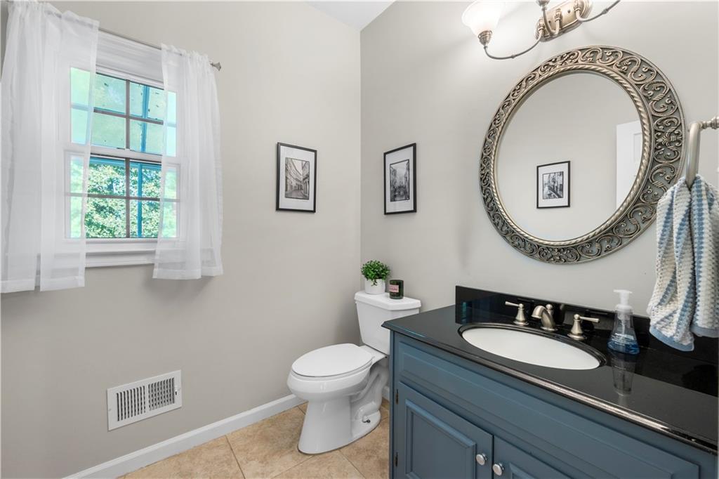 3330 Arborwoods Drive, Alpharetta, Georgia image 16