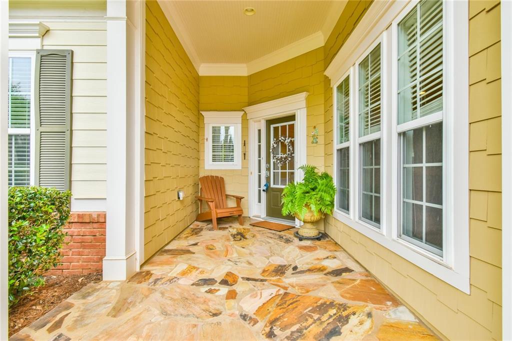 5924 Bluff Mountain Way