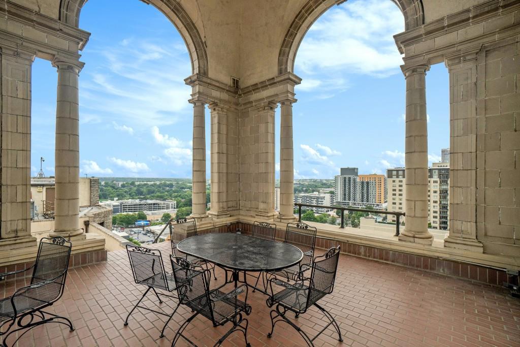 75 Ponce De Leon Avenue NE 1004