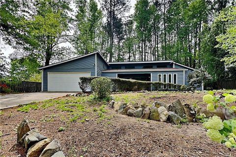 Photo of 2330 Post Creek Court, Marietta, GA 30062 (MLS # 7749253)