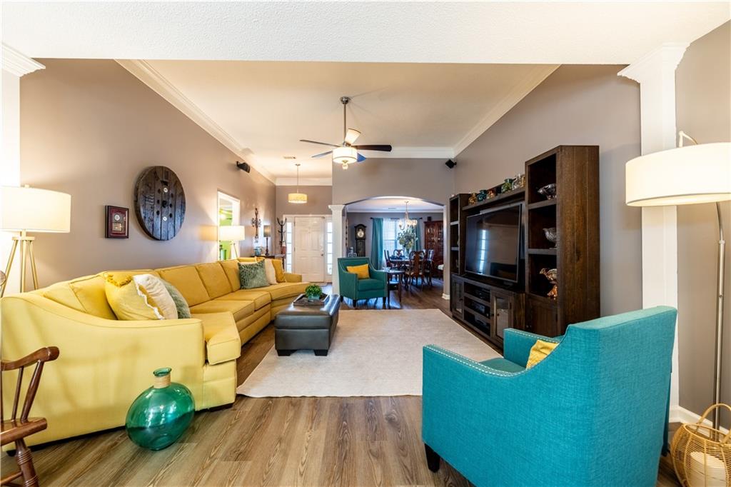 27 Boxwood Lane