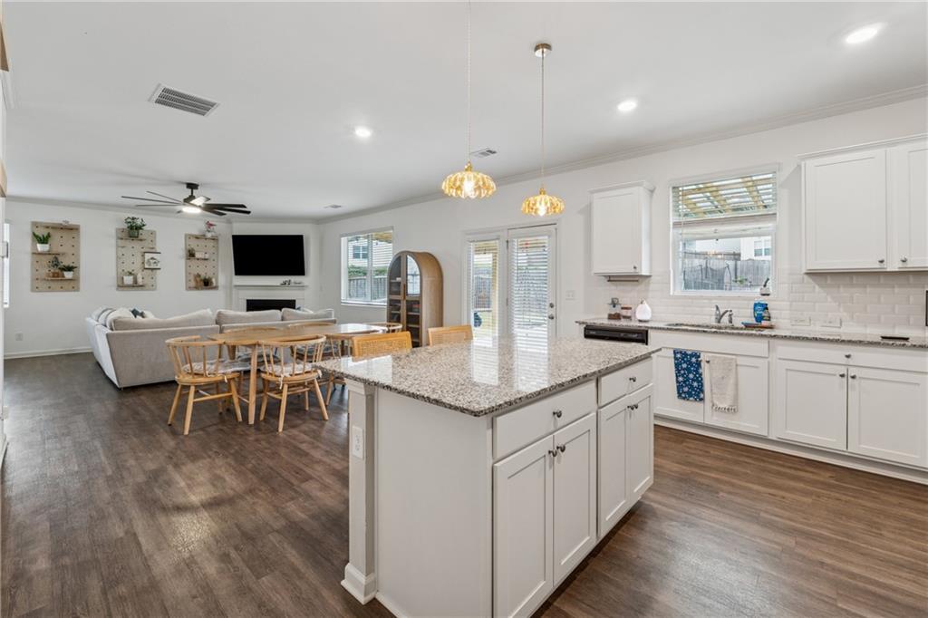 5669 Whistling Sparrow Lane, Flowery Branch, Georgia image 6