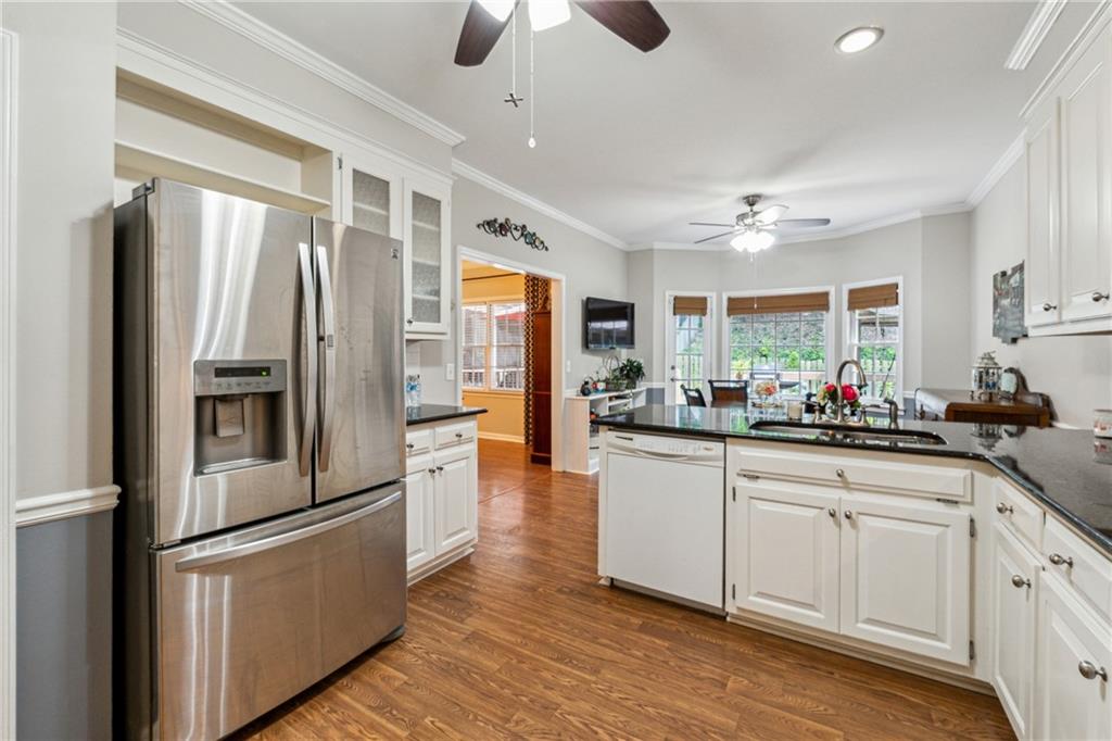 2505 Ridgehurst Drive