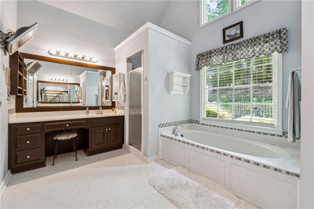 2505 Ridgehurst Drive