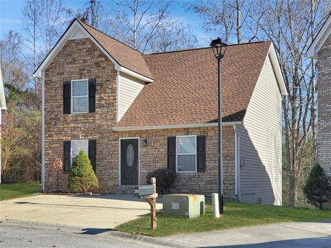 204 Twin Pines Court Dallas GA 30132