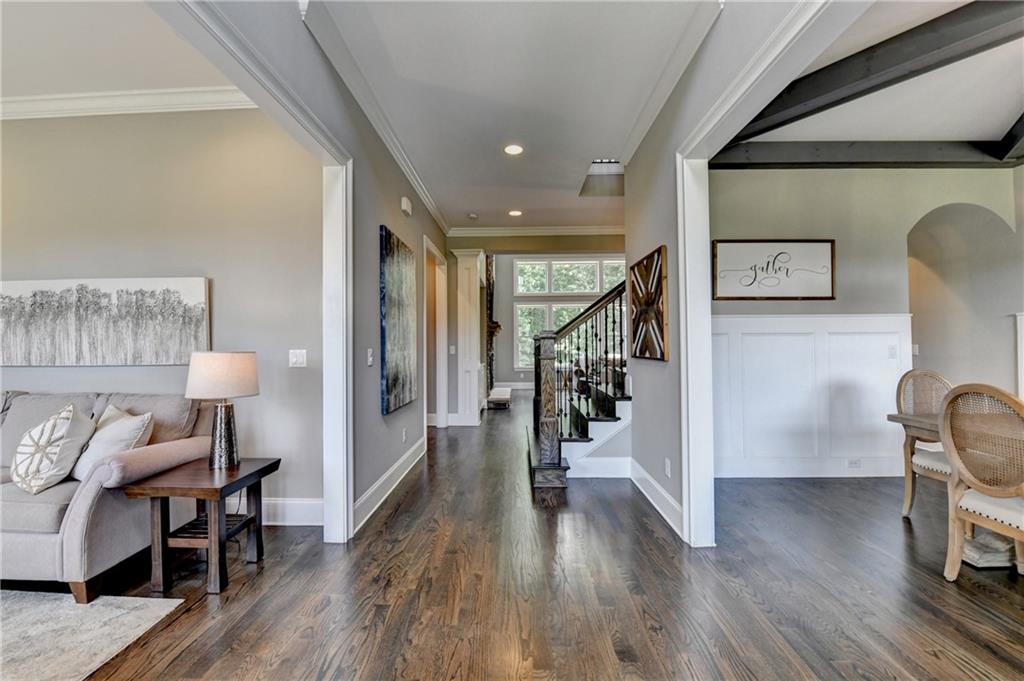 2960 Manorview Lane