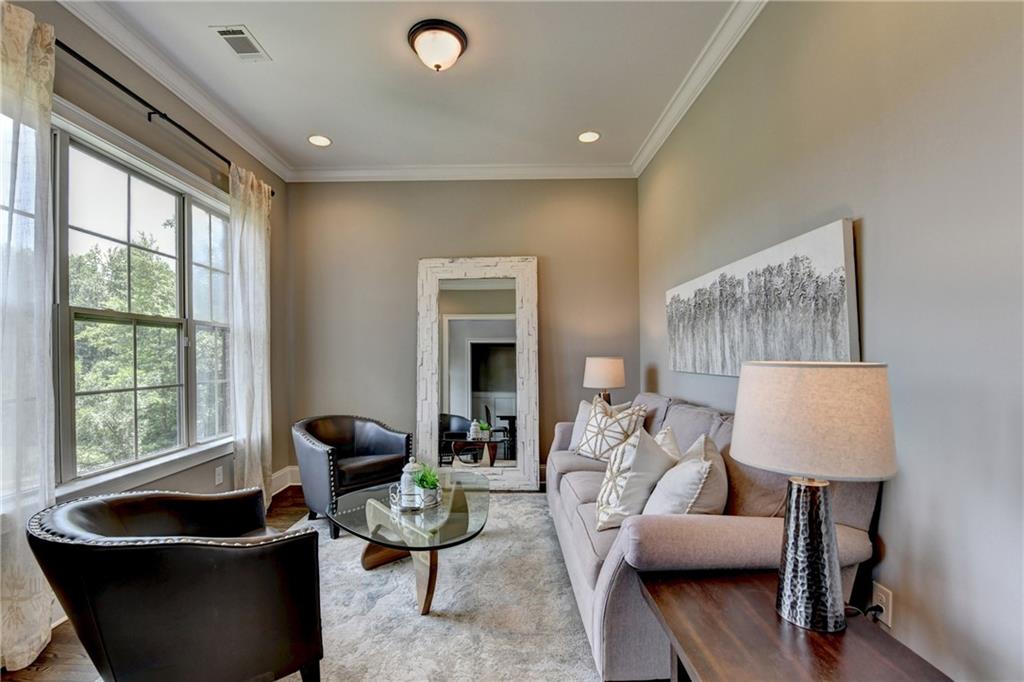 2960 Manorview Lane