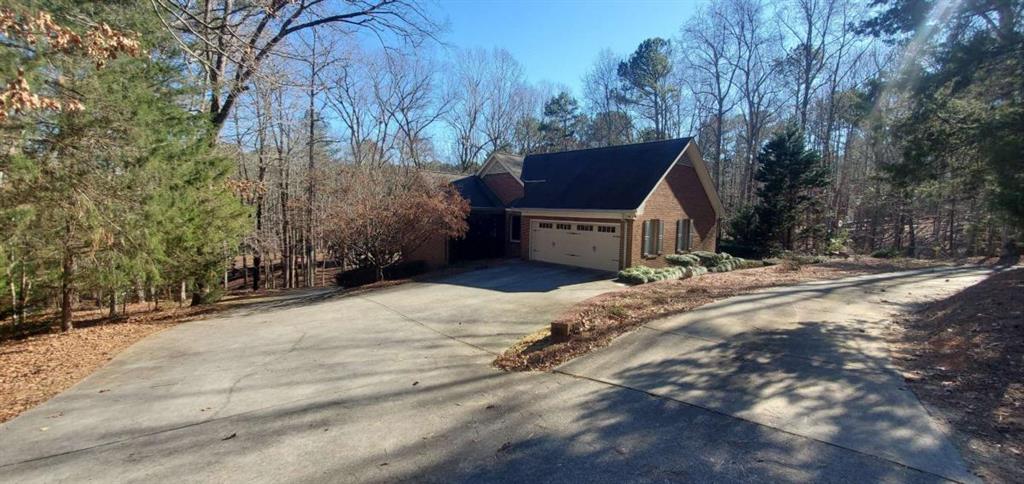 1030 Lake Haynes Drive NE