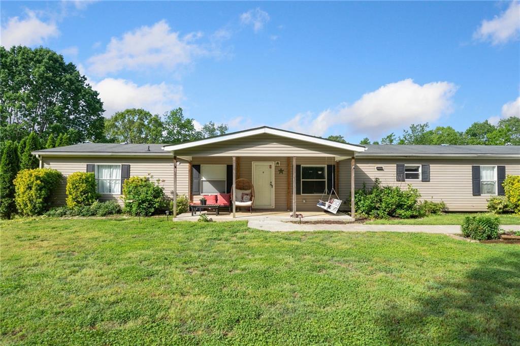 1575 Davis Road, Fairmount, Georgia image 1