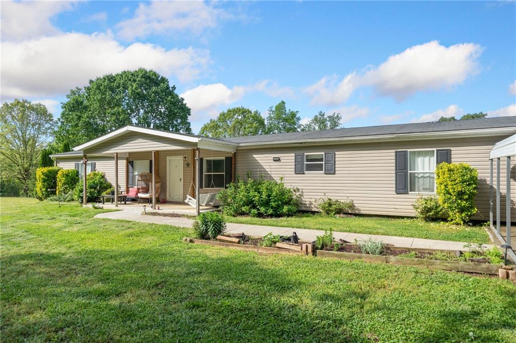 1575 Davis Road, Fairmount, Georgia image 3