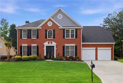 Homes For Sale - 3055 Chadbourne Trail<br/> Alpharetta, GA 30004