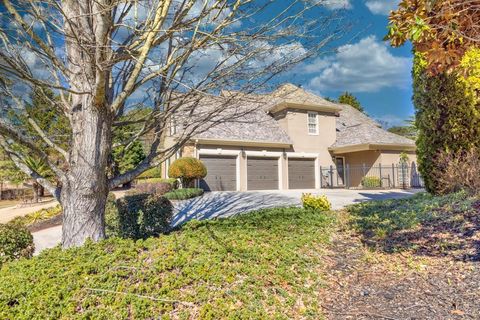 A home in Dacula