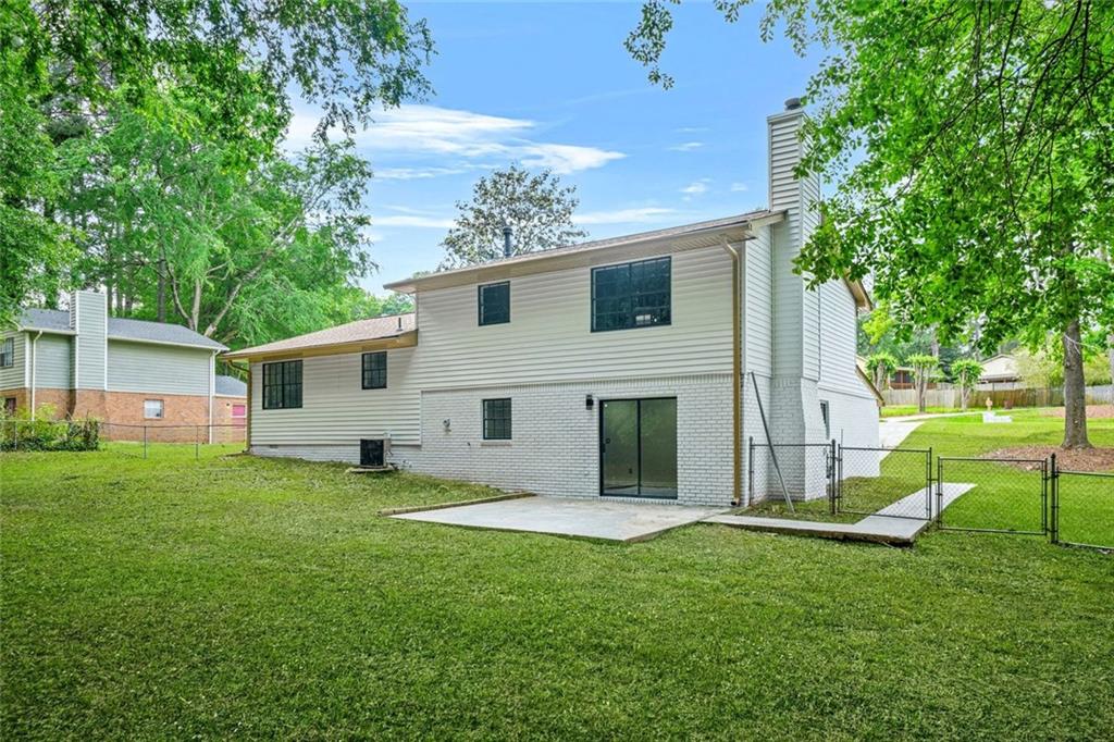 7582 Carlisle Drive, Jonesboro, Georgia image 24