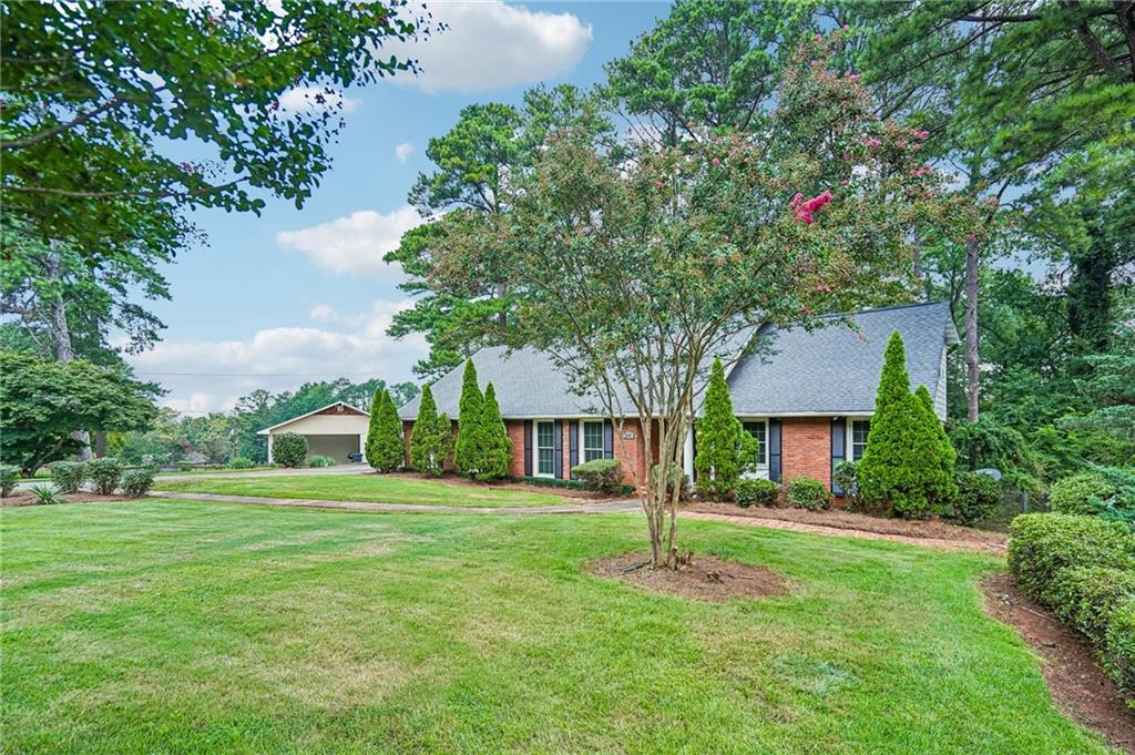 2615 Skyline Drive