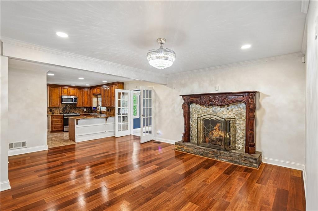 2615 Skyline Drive