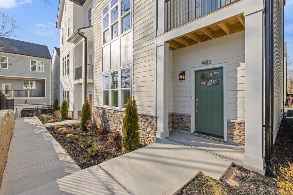 482 Hammons Way