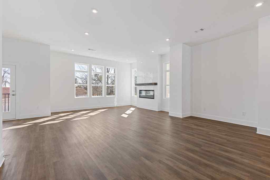 482 Hammons Way, Atlanta, Georgia image 19