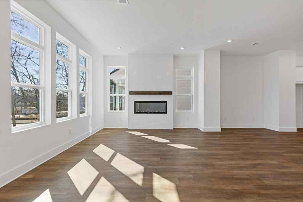 482 Hammons Way, Atlanta, Georgia image 22