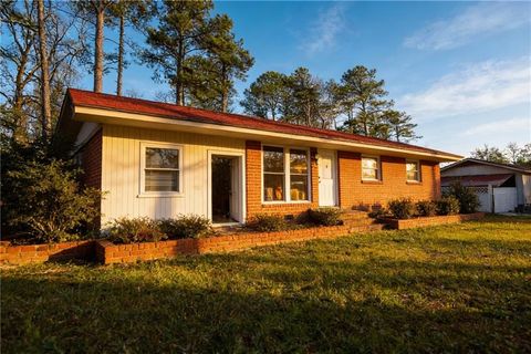 Photo of 924 Brookdale Place, Decatur, GA 30033 (MLS # 7704318)