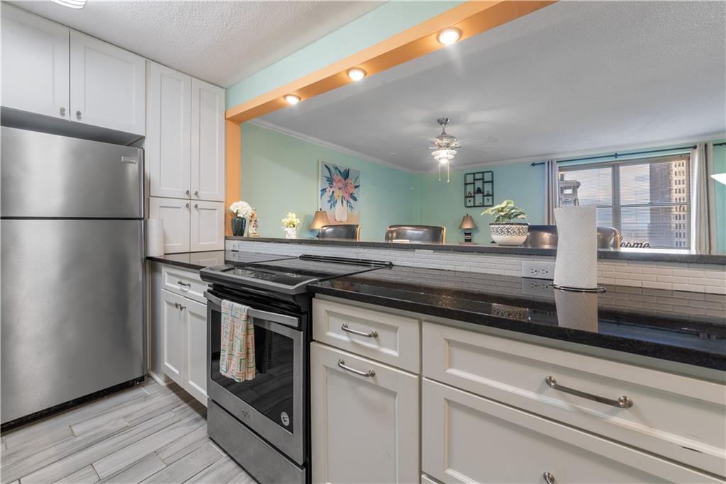 300 Peachtree Street NE 23J