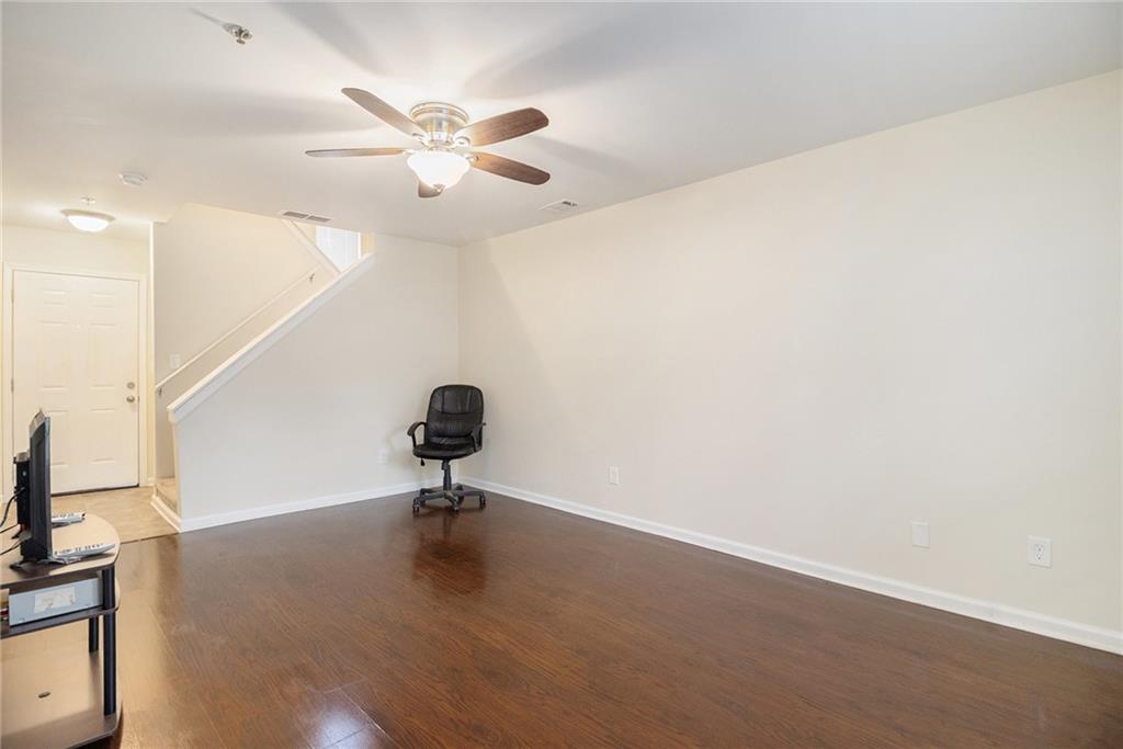 257 Country Club Drive, Jonesboro, Georgia image 5