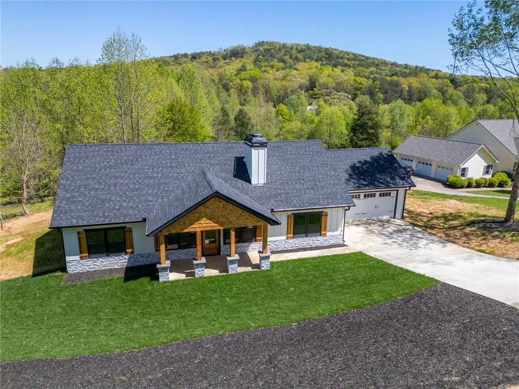 Cleveland, Georgia 30528, United States, 3 Bedrooms Bedrooms, ,2 BathroomsBathrooms,Residential,Active,120944