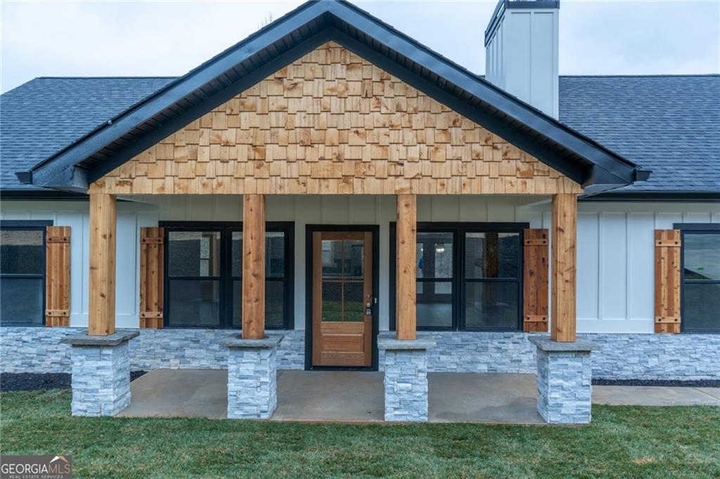 270 Meadow Crest Drive