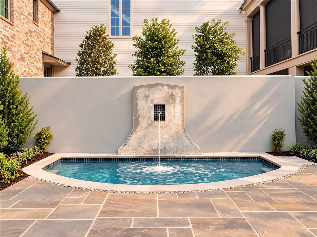 87 Sheridan Drive