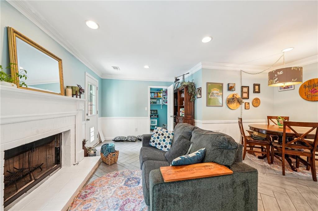725 Crab Orchard Court, Roswell, Georgia image 14