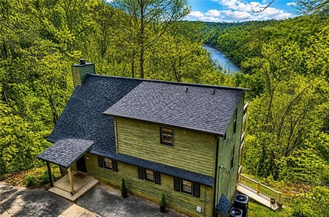 Homes For Sale - 250 Noah Circle<br/> Gilmer County, Ellijay, GA 30540