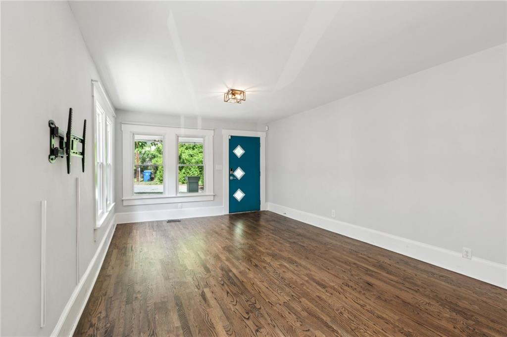 308 Mcpherson Place, Atlanta, Georgia image 6