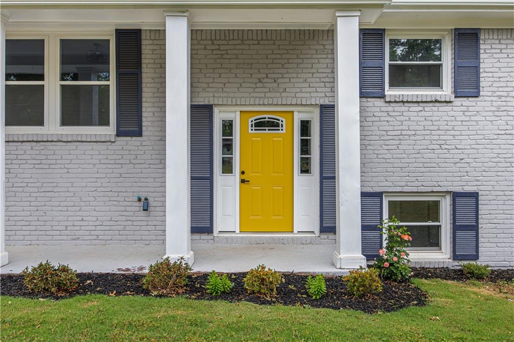 1864 Glen Echo Drive