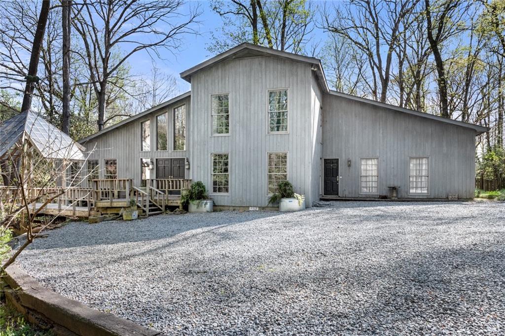 3391 Ridgewood Road NW