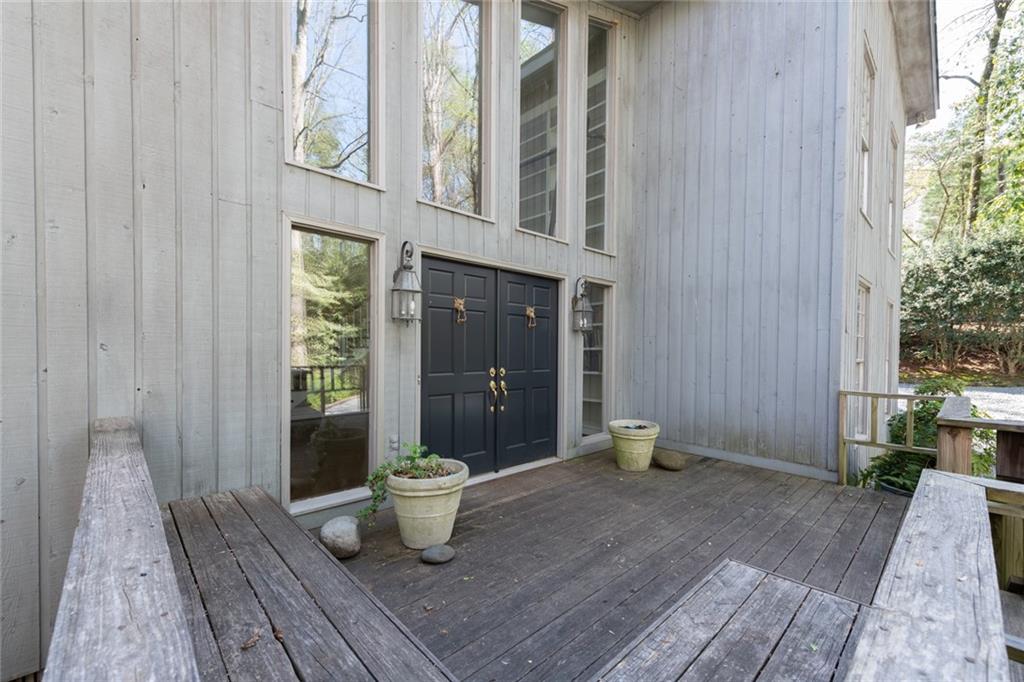 3391 Ridgewood Road NW