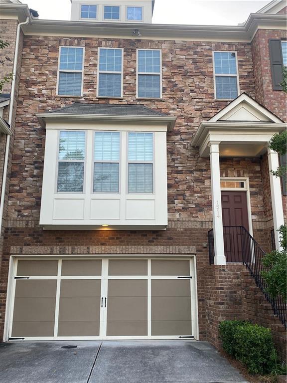 1514 Woodbridge Way NE