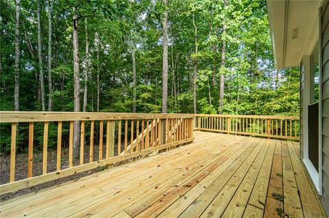 A home in Powder Springs