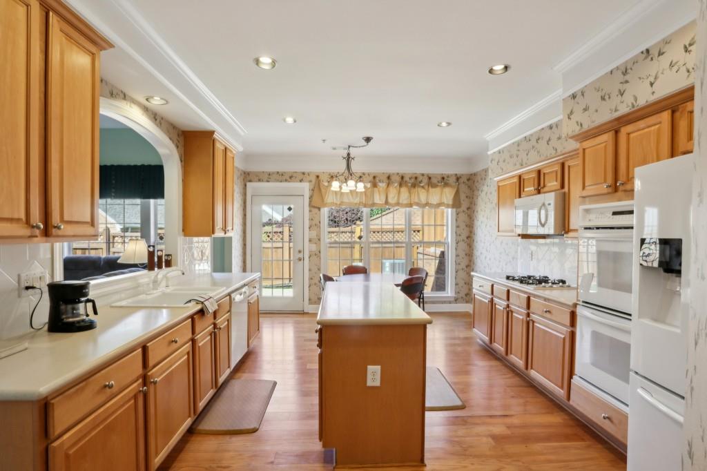 132 Westchester Drive, Smyrna, Georgia image 12