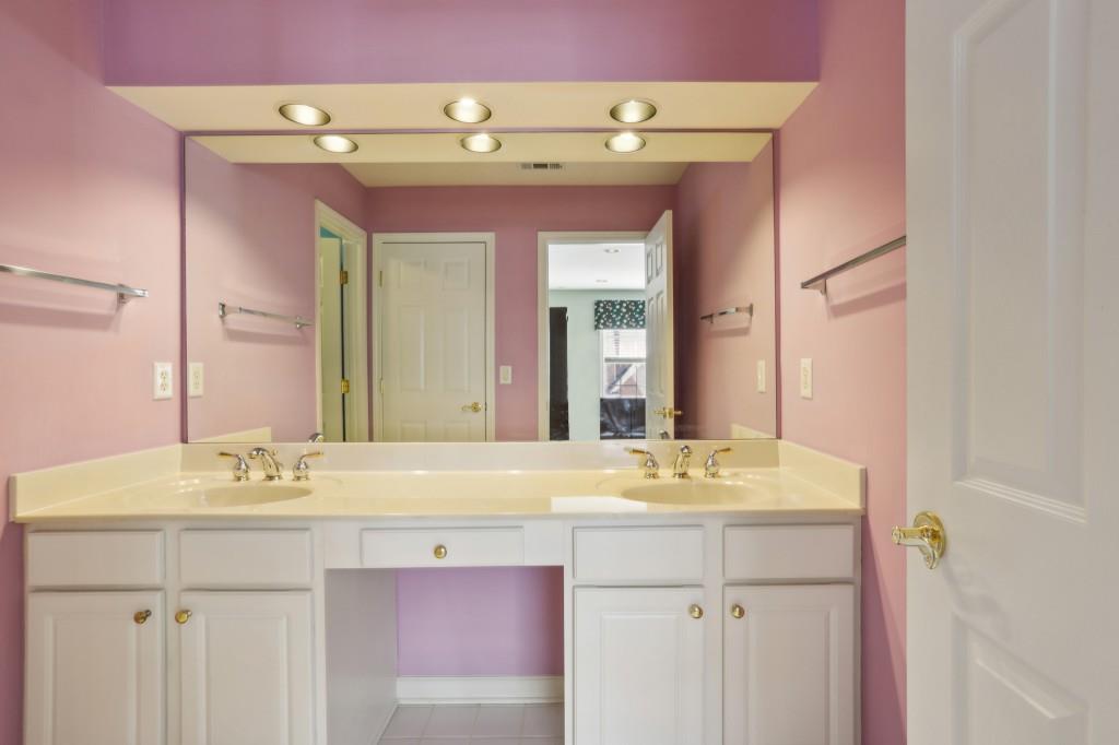 132 Westchester Drive, Smyrna, Georgia image 32