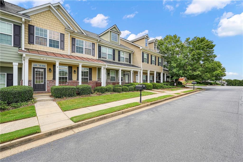 530 Georgia Way