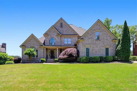 Homes For Sale - 1015 Windermere Crossing<br/> Cumming, GA 30041
