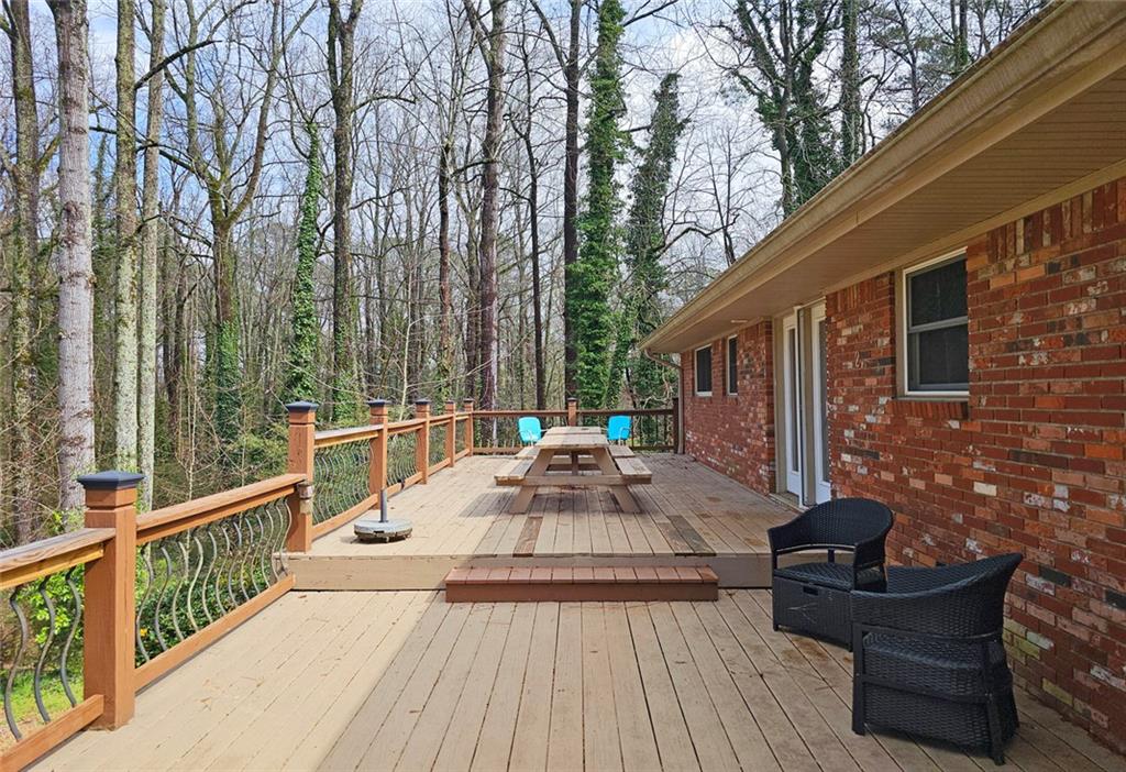 456 Plantation Road SW